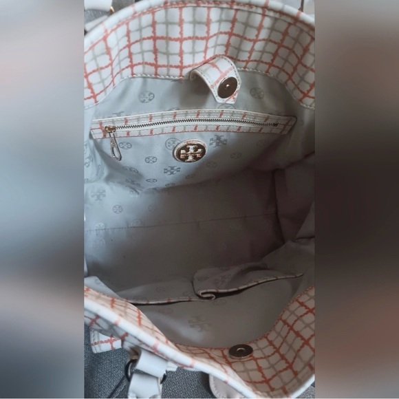 ***price drop***EUC Tory Burch Large Priscilla Bag in Tweed- Retired - Picture 4 of 9